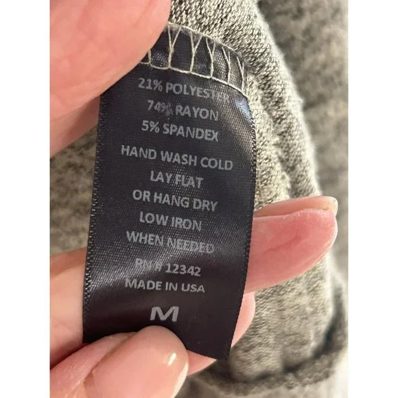 Coin 1804  Grey Button Down Cardigan Size Medium NWOT - Picture 5 of 7